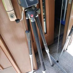 延ばす足だけキレイな三脚の画像