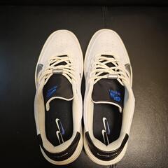 スニーカー(NIKE　エアーフォース1)の画像