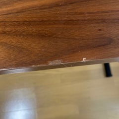 高さ可変式テーブルの画像