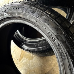 最終処分値下13,000円→6,000円‼️SUV 国産タイヤ⭐️バリ溝⭐️TOYO⭐️18インチ⭐️225 50 18の画像