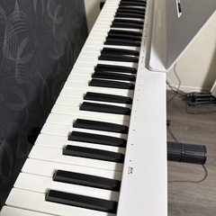 電子ピアノの画像