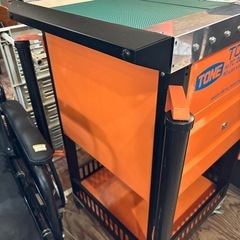 TONE 工具キャビネット🛠 鍵付き️🔒キャスター付き🛞ツールキャビンTC2001オレンジ🧡TONETOOLCABINトネ収納 の画像