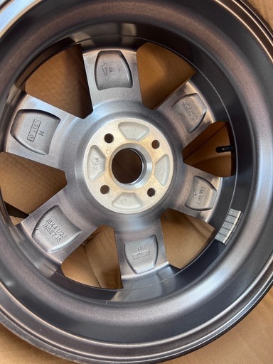 Ⓜ︎新車外しダイハツタフト純正アルミホイール② 新車外しダイハツタフト 純正アルミホイール (ノム) 日本ライン