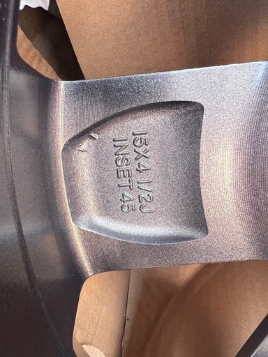 新車外し　ダイハツ　タフト 純正　アルミホイール