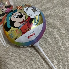 ディズニー　バルーン　棒付きの画像
