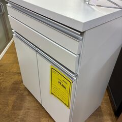 【ジャングルジャングル深井店】★キッチンカウンター 白 ホワイト キッチン家具 家具 クリーニング済 堺市（中区 堺区 東区 西区 南区 北区）和泉市 河内長野市 富田林市 松原市 狭山市 深井 【FU2535】の画像