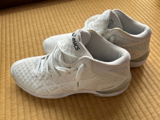 アシックス　バッシュ　ゲルバースト21