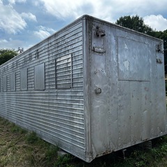 トラック　箱　倉庫　物置　趣味部屋の画像