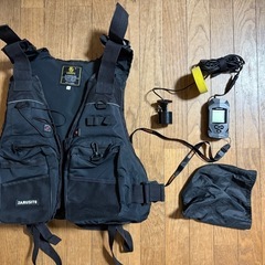 DISCOVERY カヤック グレー/ホワイト　ライジャケ、魚探付きの画像