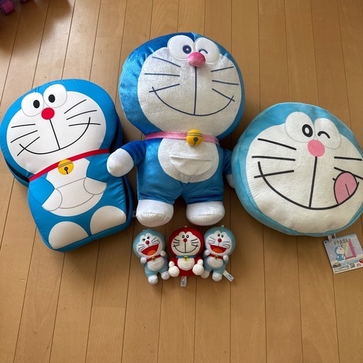 ドラえもんぬいぐるみ、クッションセット (のの!ﾌﾟﾛﾌ必読) 美