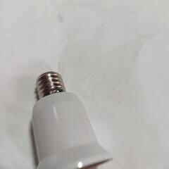 口金変換アダプター　E17→E26の画像