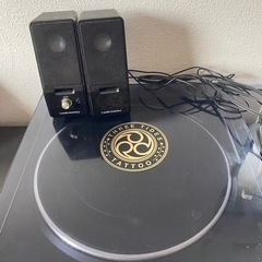 🎶【Audio-Technica ステレオターンテーブルシステム AT-PL300 BK（ブラック）＋黒のレコード8枚付き】🎶 ※ 自取限定（引き取りに来ていただける方のみ） ※ セット販売のみ（バラ売り不可）  の画像
