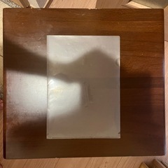 差し上げます。サイドテーブルの画像