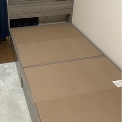 シングルベッド　宮付き　引き出し付きの画像