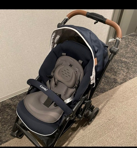 41/511 コンビ 電動ハイローチェア ネムリラ【モノ市場 知立店】