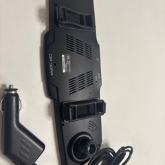 ルームミラー型ドライブレコーダーの画像