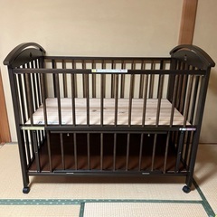 ベビーベッド　サワベビー