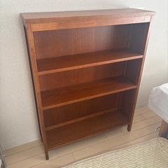 本棚　脚付の画像