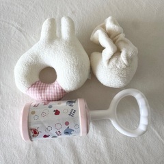 フィヨデュべべルダクティオン 玩具 ラトル ガラガラ 赤ちゃん まとめ売りの画像