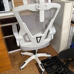 オフィスチェアの画像