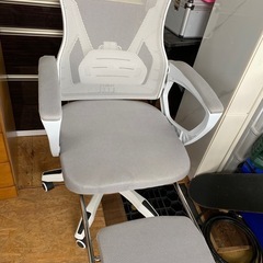 オフィスチェアの画像