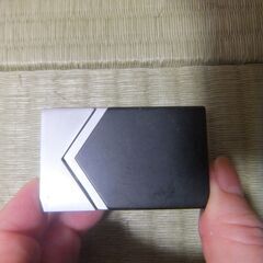 Marlboro Black Oneライター本体　着火確認済みの画像
