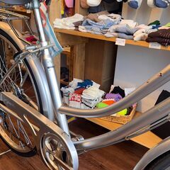 中古整備品　試乗できます　26インチオートライト、6段変速付き自転車の画像