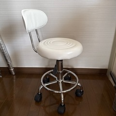 【買ったばかり美品】回転、高さ調節、椅子の画像