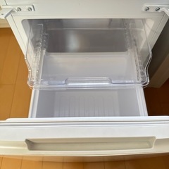 冷蔵庫 179Lシャープ SJ-D18G-W  の画像