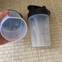 美品　GRANDE プロテインシェイカー 透明　ペアの画像