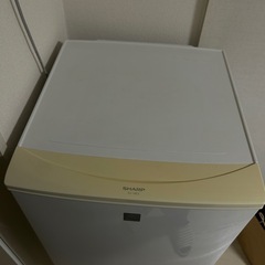 SHARP冷蔵庫の画像