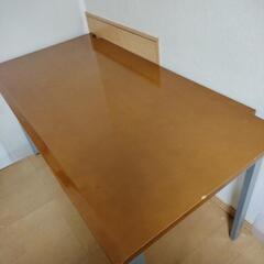 美品 重厚、頑丈な  デスク  PCデスク の画像