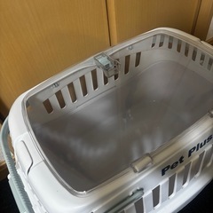 動物用キャリーの画像