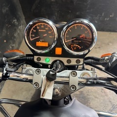 ★支払い総額7.8万円★走行テスト済み！現車確認可能♪スズキ EN125 激安125MT入荷しました♪エンジンガード付き！リアキャリア付き！の画像