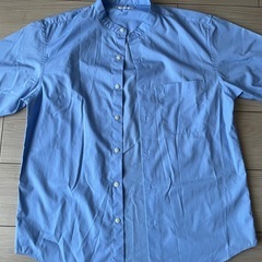 水色ブラウスの画像
