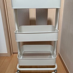 IKEA イケア RASHULT ロースフルト ワゴン ホワイトの画像