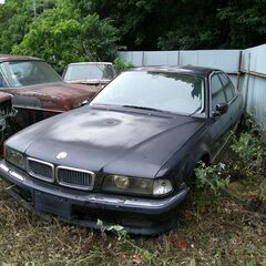 BMW-740i-リサイクル―部品取り車―エンジンーオートマミツションレスの画像