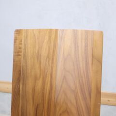karimoku(カリモク家具)のCU4545 ウォールナット材 食堂椅子 2脚セットです。シンプルでモダンなフォルムのダイニングチェア。温かみが感じられるゆったりとした北欧スタイルのデザイン♪の画像