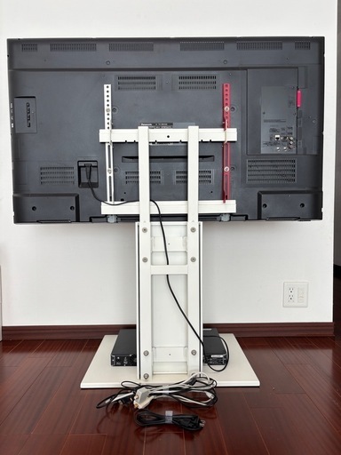 大幅値下液晶テレビ49インチ・パナソニックTH-49D300中古&テレビスタンド パナソニックハイビジョン液晶テレビTH-49D300（テレビスタンド