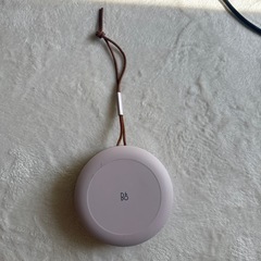 バング&オルフセン Beosound A1 2nd Gen Pink ワイヤレススピーカーの画像