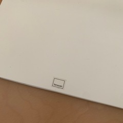 ダイソン掃除機スタンドの画像