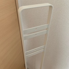 ダイソン掃除機スタンドの画像