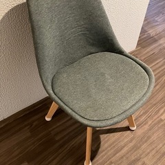 グレー チェアの画像