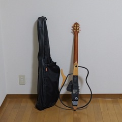 （⚠️
取引中⚠️）YAMAHA サイレントギターの画像
