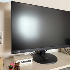 Lenovo ブラック モニター本体の画像