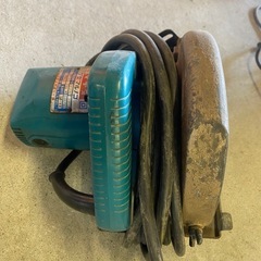 & 7型マルノコ　makita マキタ 5800NB-A 170～180mm  動作確認済みの画像