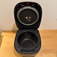 炊飯器 JPC-B101 タイガー 5合の画像