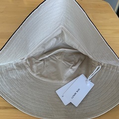 新品　帽子の画像