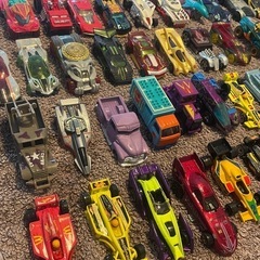 ミニカー　ホットウィール等　たくさんの画像