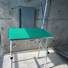 トリミングテーブル アーム付き 小型犬 中型犬 ペット用グルーミングテーブルの画像